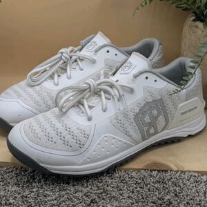 Born Primitive Savage 1  Training Shoes Barefoot White Men's Size 10 Running Gym